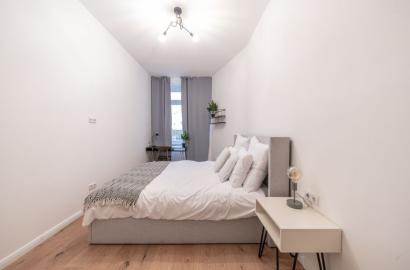 “Comfortable & Modern Private Room for Students & Professionals”